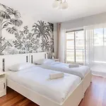 Daire Luxurious With Sea And Carlton View *