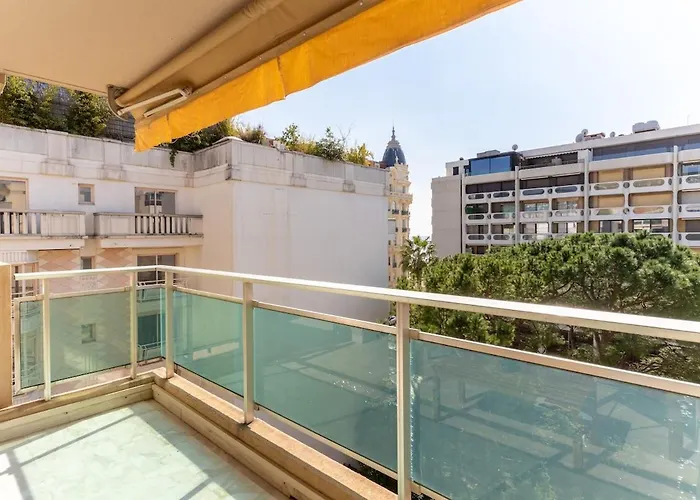 Luxurious With Sea And Carlton View Apartmán